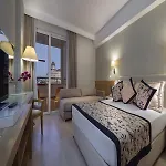 Trendy Palm Adults Only Hotel Sidé