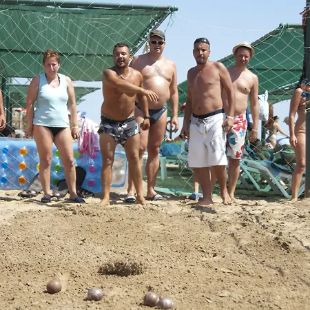 Trendy Palm Adults Only Szálloda