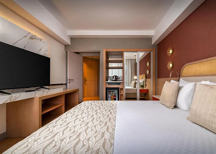 Trendy Palm Adults Only Otel 5*