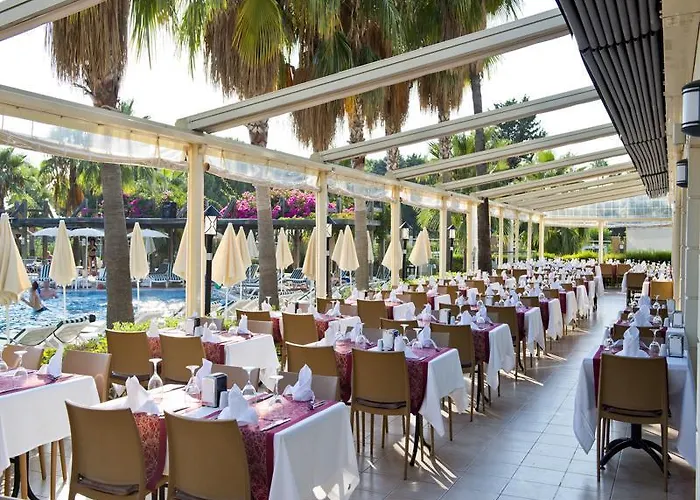 Trendy Palm Adults Only Otel Side