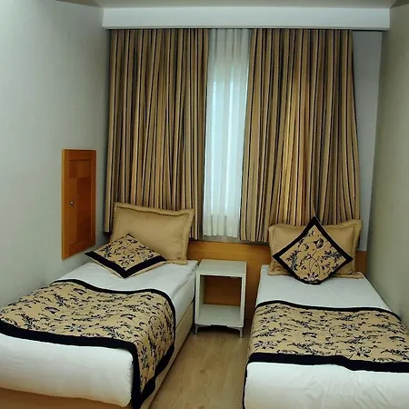 Trendy Palm Adults Only Otel