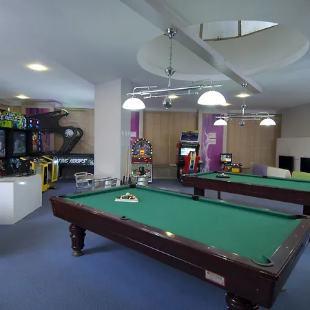 Trendy Palm Adults Only Otel