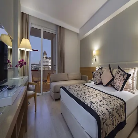 Trendy Palm Adults Only Hotell Side